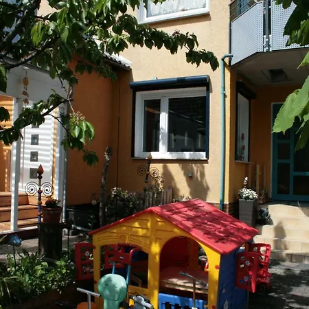 In Loerzweiler Apartment