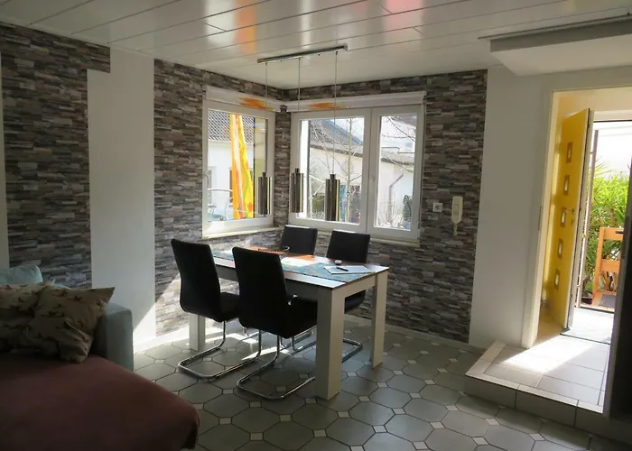 In Loerzweiler דירה *